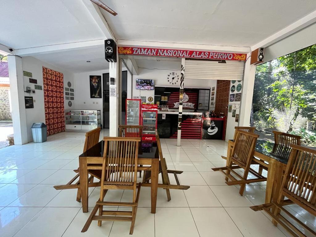Capital O 92612 Penginapan D'Alas Purwo & Beachnearpadang Savana Sadengan Banyuwangi  Ngoại thất bức ảnh