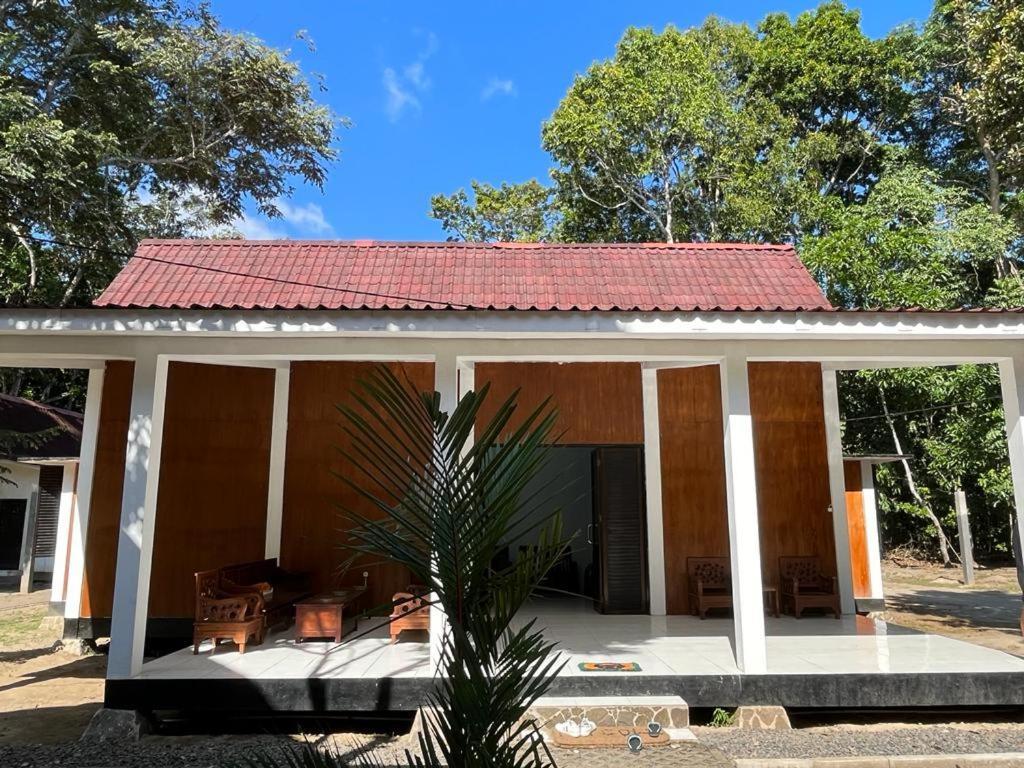 Capital O 92612 Penginapan D'Alas Purwo & Beachnearpadang Savana Sadengan Banyuwangi  Ngoại thất bức ảnh
