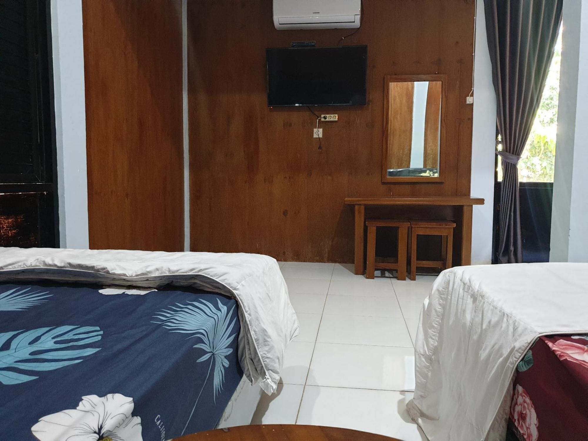 Capital O 92612 Penginapan D'Alas Purwo & Beachnearpadang Savana Sadengan Banyuwangi  Ngoại thất bức ảnh