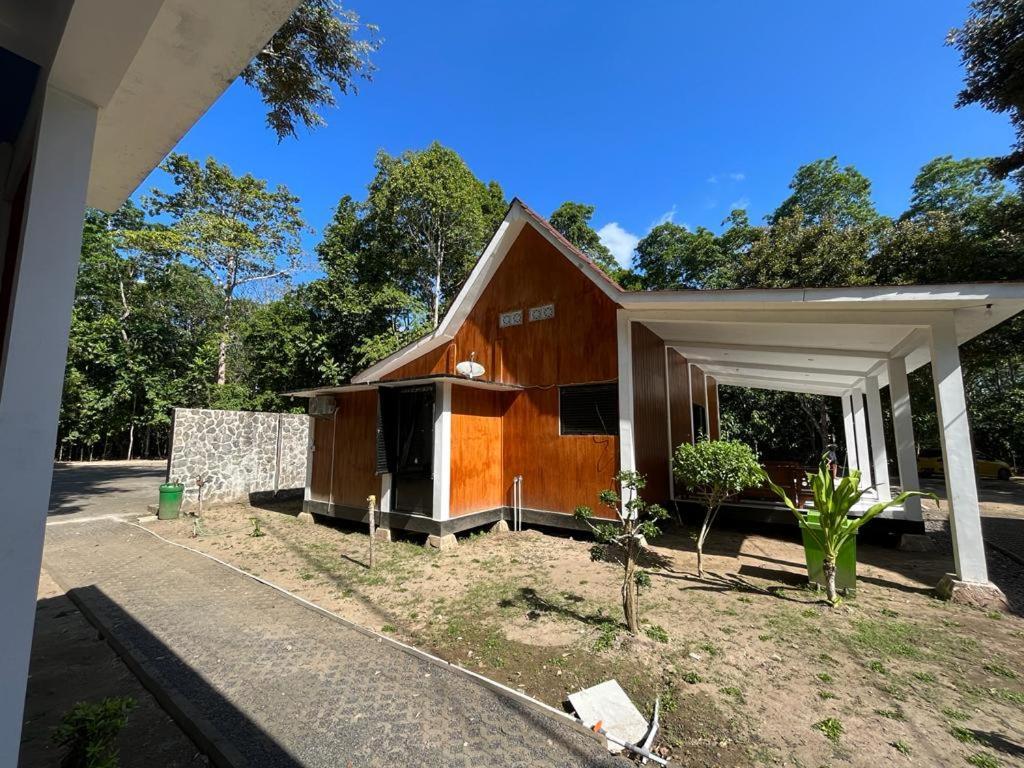 Capital O 92612 Penginapan D'Alas Purwo & Beachnearpadang Savana Sadengan Banyuwangi  Ngoại thất bức ảnh