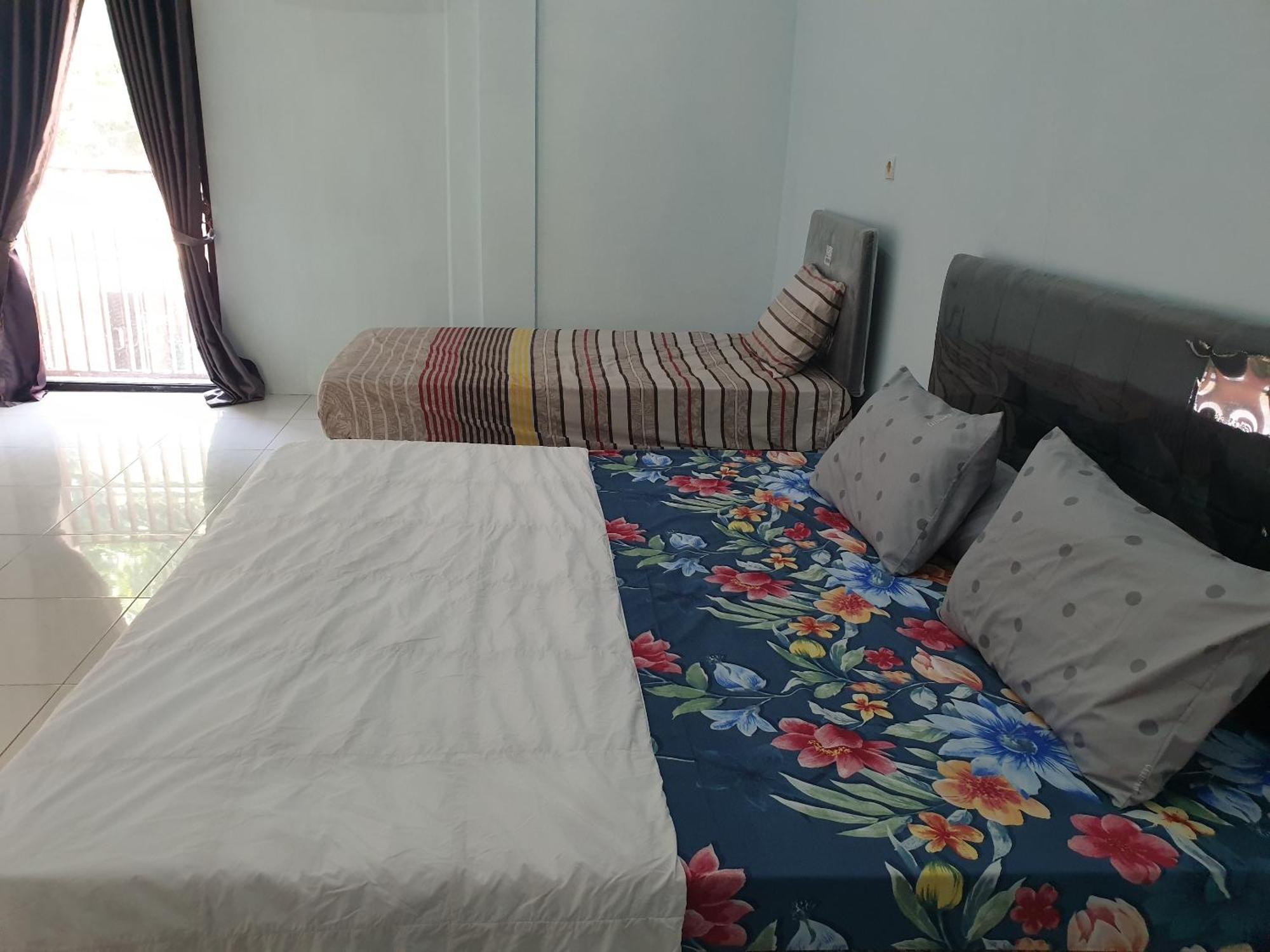 Capital O 92612 Penginapan D'Alas Purwo & Beachnearpadang Savana Sadengan Banyuwangi  Ngoại thất bức ảnh